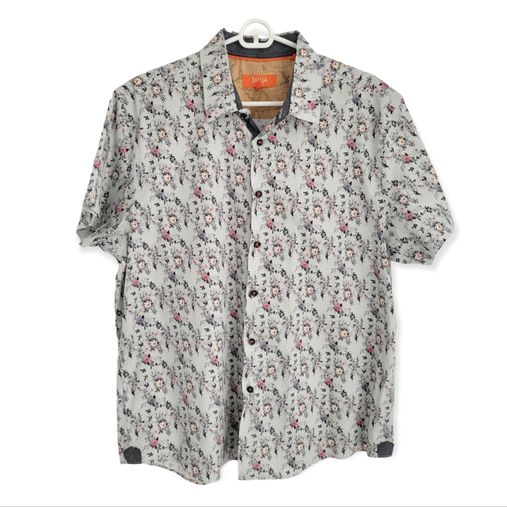 TALLIA Floral & Bird Short Sleeve Button Up Camp Shirt
